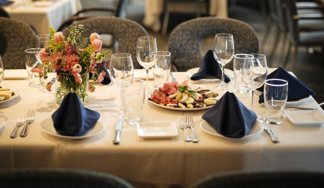 img-sc-we-would-love-to-host-your-next-event